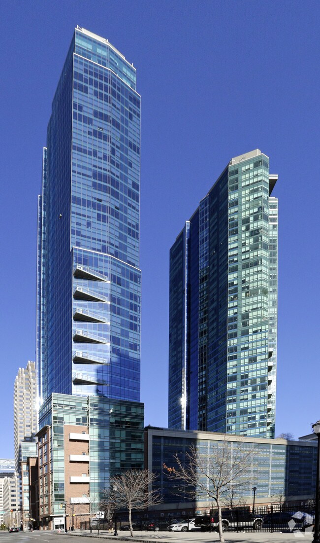 Colgate Center Apartments Jersey City, NJ