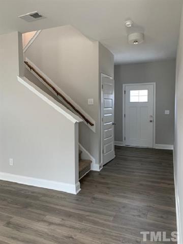 Building Photo - Beautiful 3 Bedroom 2.5 Bath Home Availabl...