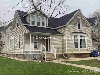 Building Photo - 223 Lodi St