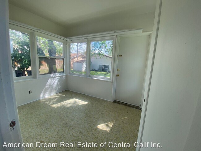 Building Photo - 1 br, 1 bath House - 1511 Whitley Ave.