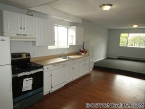 Building Photo - 1247 Commonwealth Ave