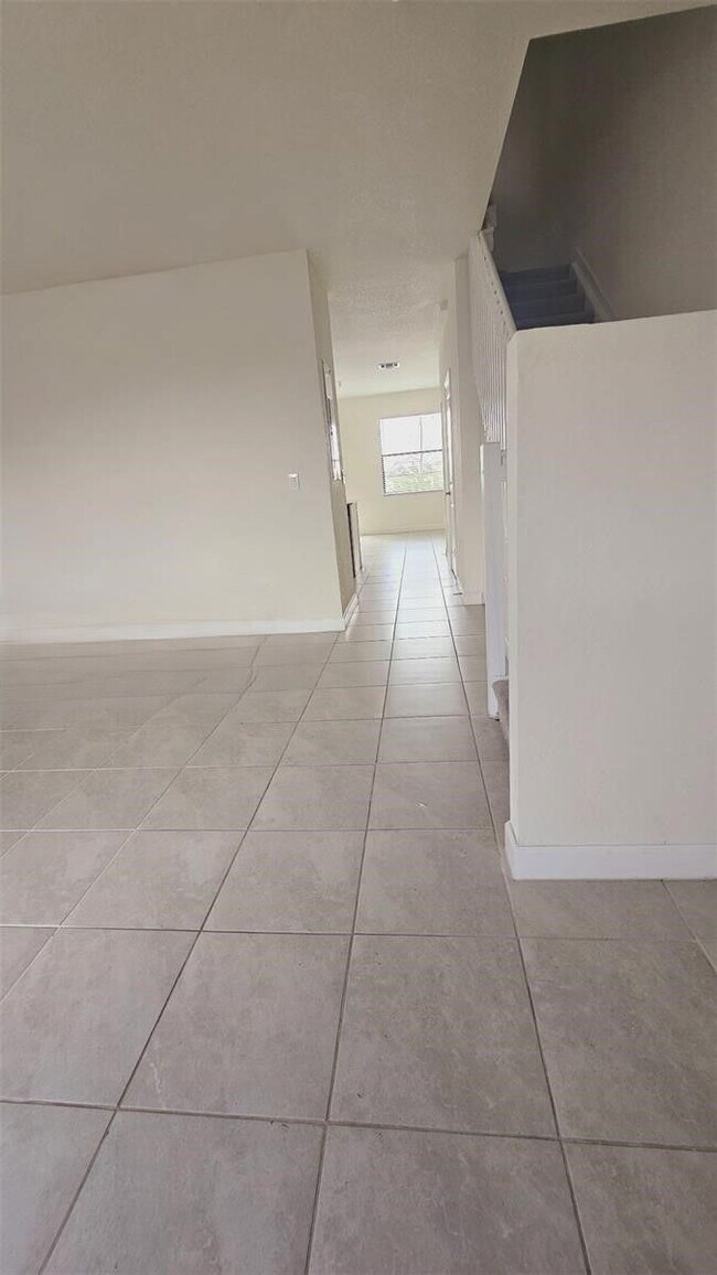 Foto del edificio - 3228 W 114th Ter