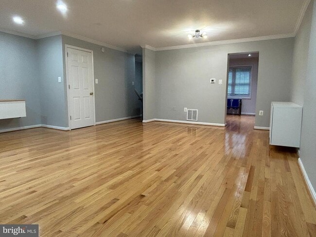 Building Photo - 784 Princeton Pl