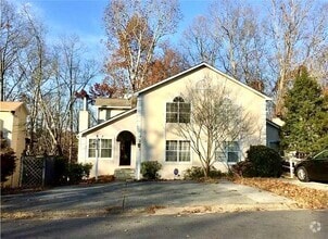 Building Photo - 4143 Lake Mist Dr NW