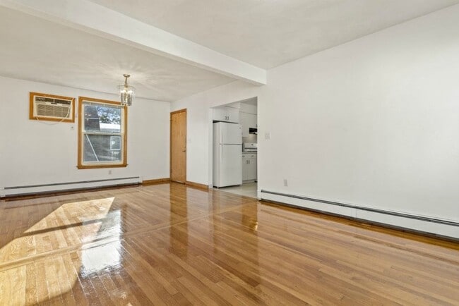 Foto del edificio - 36 Emerson St