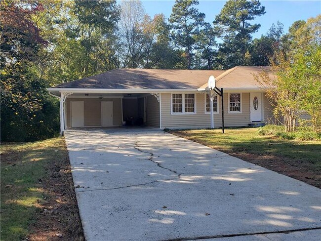 Building Photo - 130 Mansell Cir