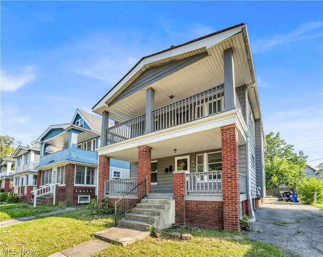 Building Photo - 12812 Parkhill Ave