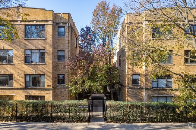 Building Photo - 5926-5934 1/2 N Paulina St