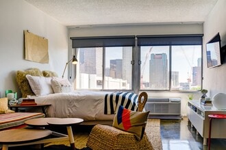 Interior Photo - The Flat at DTLA
