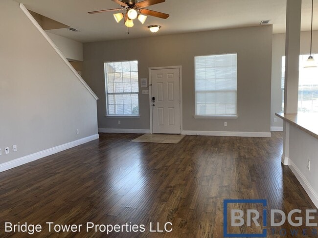 Building Photo - 4 br, 2.5 bath House - 15623 Gatsby Lane