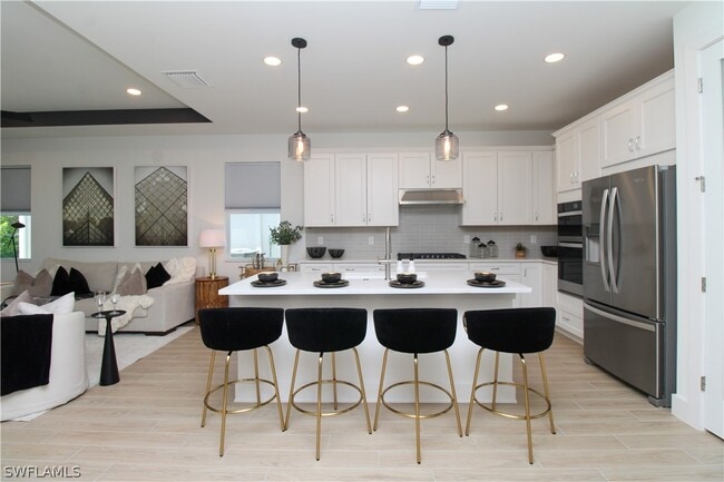 Building Photo - 8857 Oceana Wy