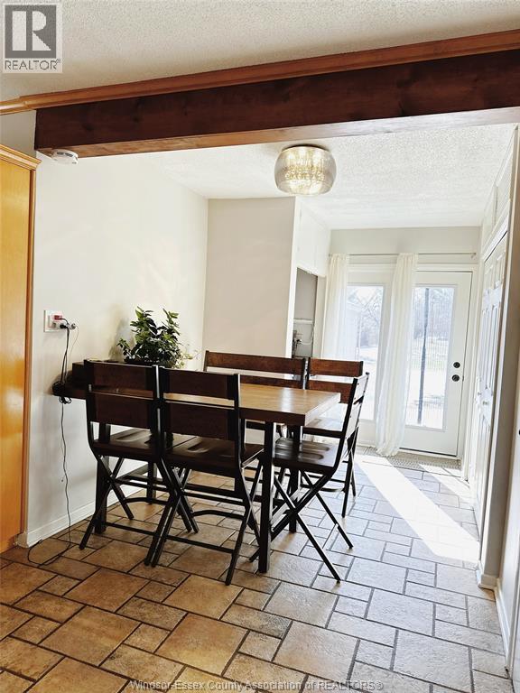 Photo du bâtiment - 3763 Howard Ave