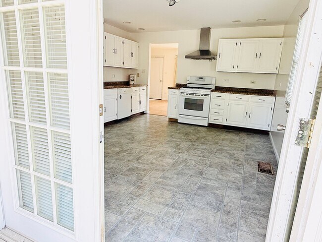 Foto del edificio - 2904 Stork Ct