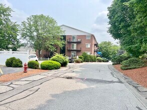 Building Photo - 1506 Gorham St
