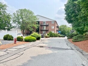 Building Photo - 1506 Gorham St