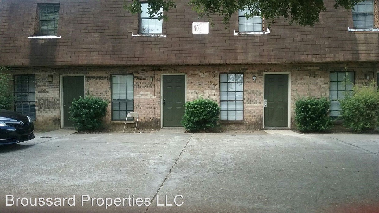 Primary Photo - 500 Loire Ave