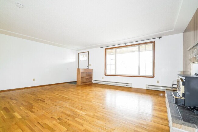 Foto del edificio - 7808 S Ainsworth Ave