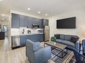 Building Photo - 214 S 200 E