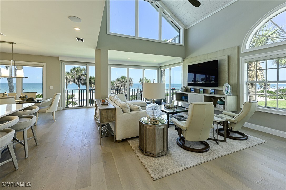 Foto principal - 143 Barefoot Cir
