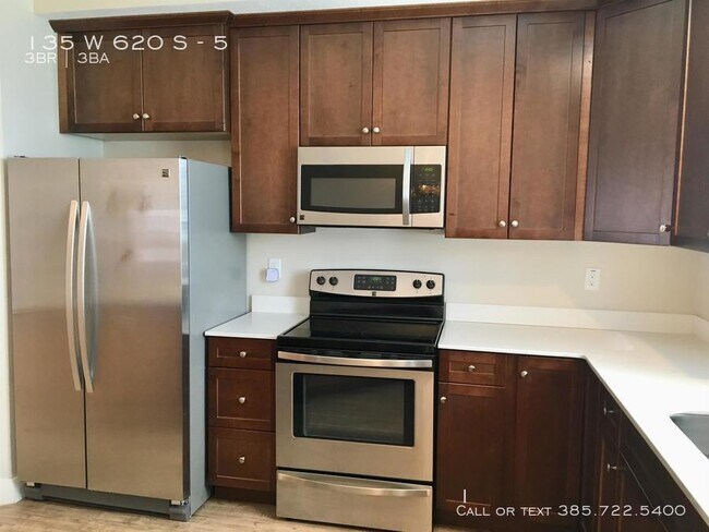 Foto del edificio - 135 W 620 S