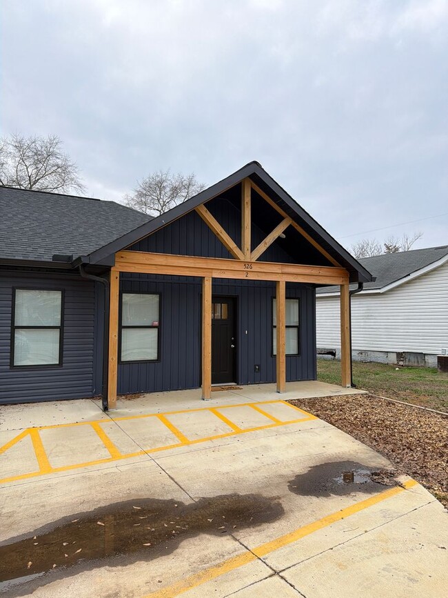 Building Photo - 526 Gadsden Rd NW