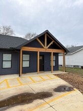 Building Photo - 526 Gadsden Rd NW