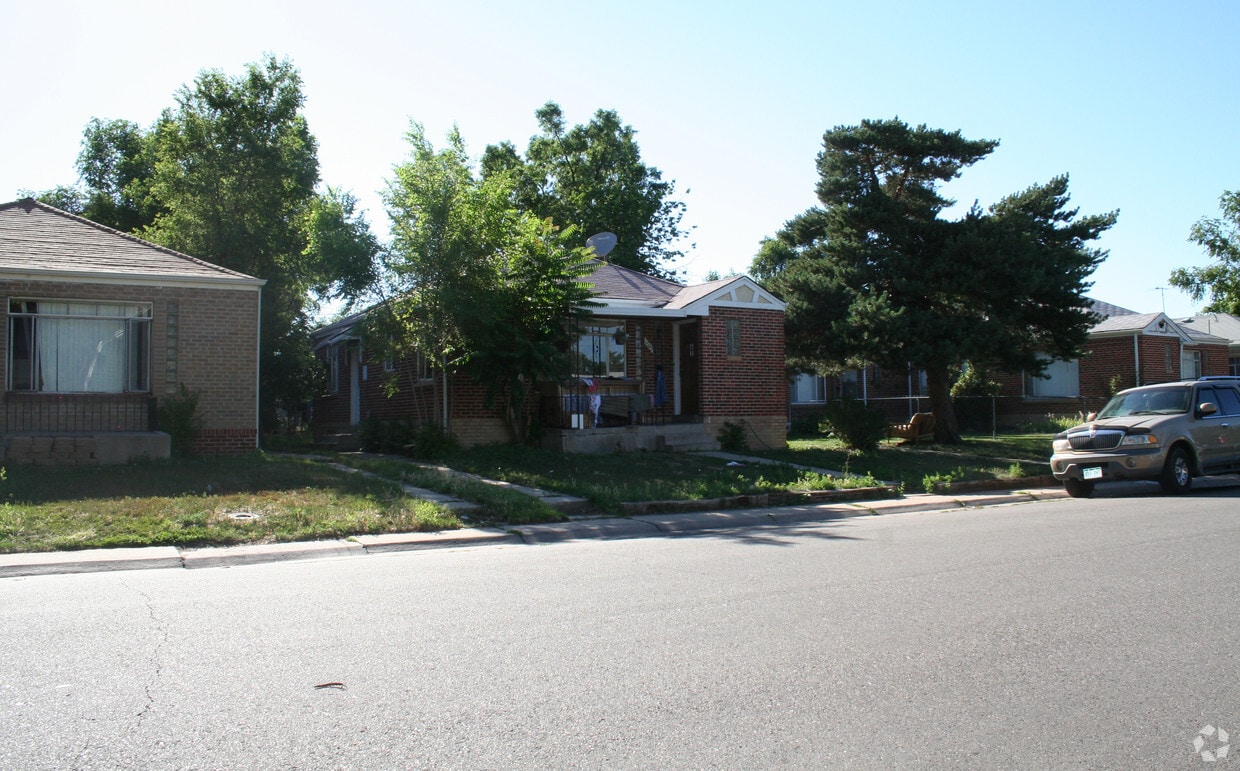 Primary Photo - Willow Apartments