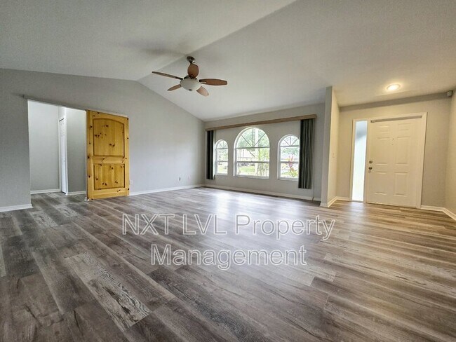 Foto del edificio - 1811 NE 2nd St