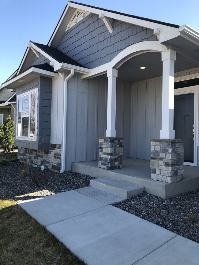 711 Brampton Dr, Caldwell, ID 83605 House Rental in Caldwell, ID