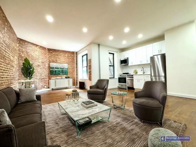 Foto principal - 4 bedroom in NEW YORK NY 10033