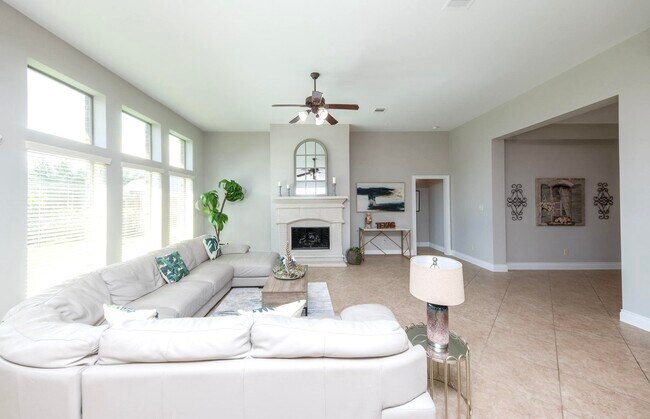 Building Photo - 27907 Brandy Creek Lane