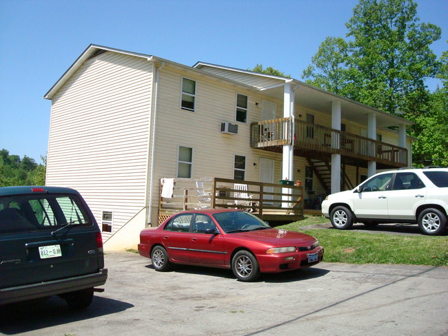 Foto del edificio - 657 Jena Beth Drive Elizabethton TN