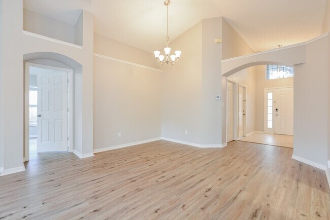 Foto del edificio - 8059 Birman St