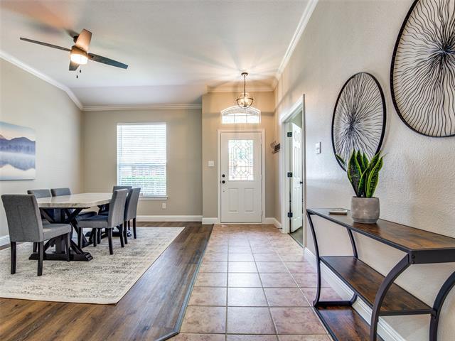 Building Photo - 9383 Crossvine Ln