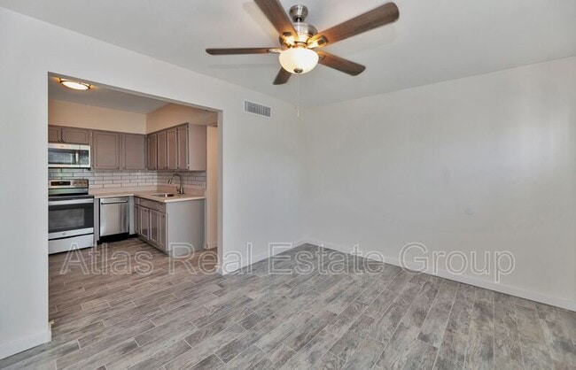 Building Photo - 2530 N 17th Way