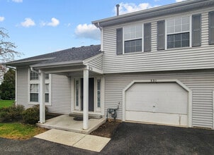 Building Photo - 231 Ivy Ct