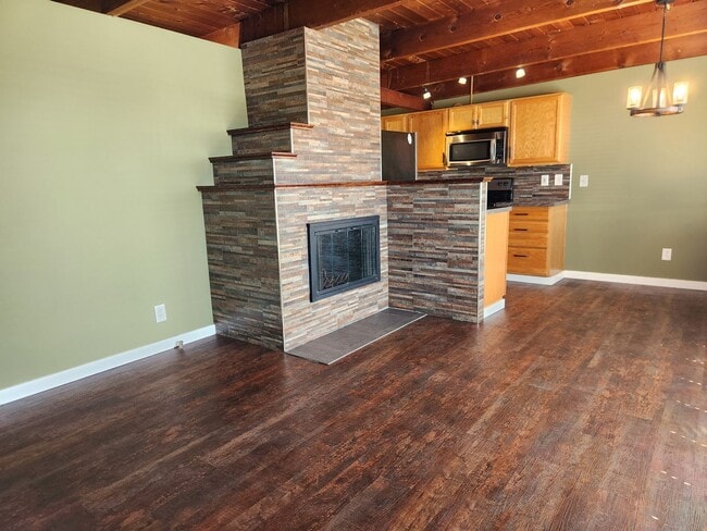 Building Photo - 4936 Morgan Dr
