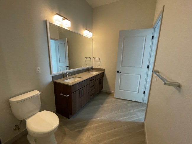 Foto del edificio - 200 Grant St