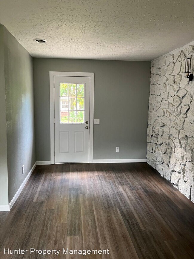 Foto del edificio - 4 br, 2 bath House - 2911 West Latoka Street