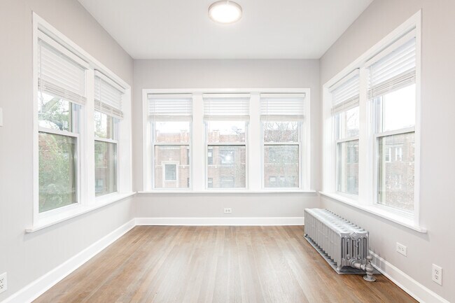 Foto del edificio - 1454 W Winnemac Ave