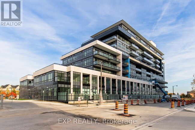 Building Photo - 395-395 Dundas St W