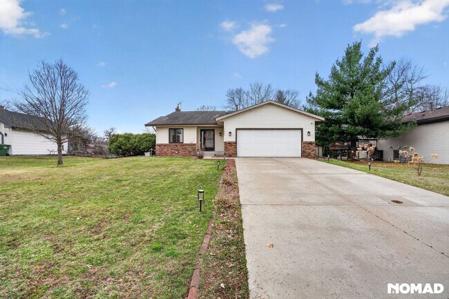 Foto del edificio - 7633 83rd Ave N