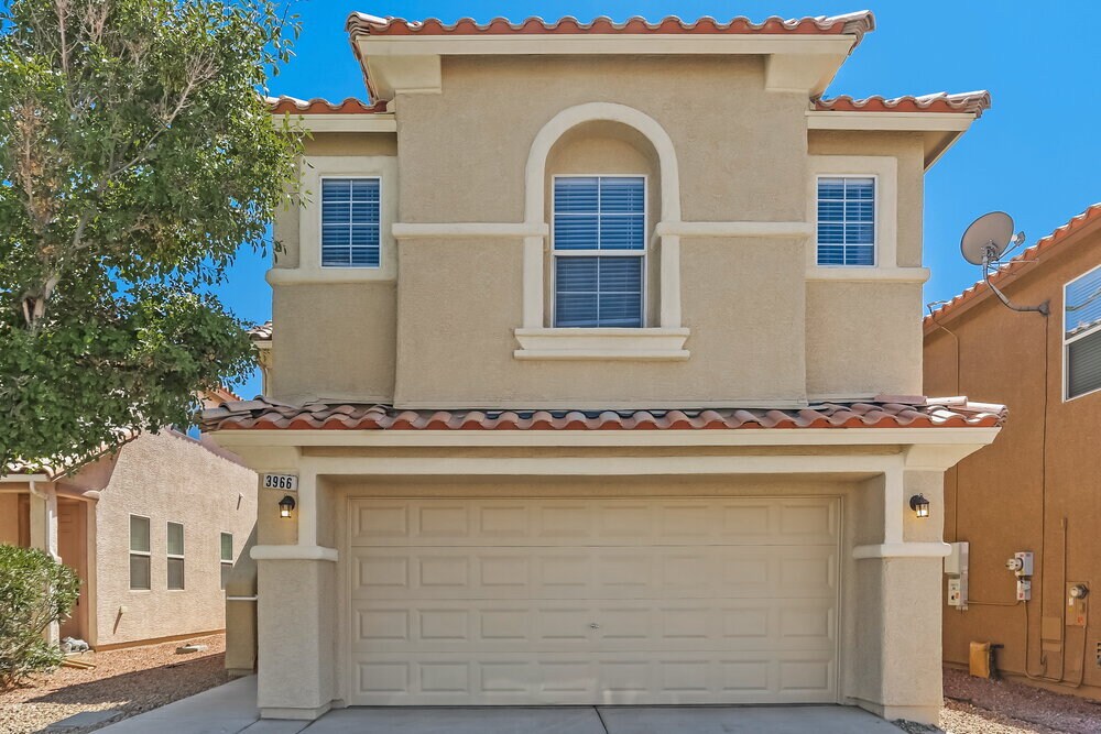Foto principal - 3966 Mesa Peak Ct