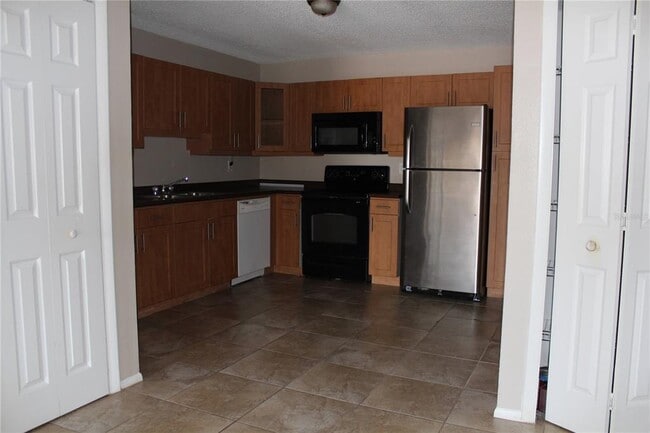 Building Photo - 5672 Baywater Dr