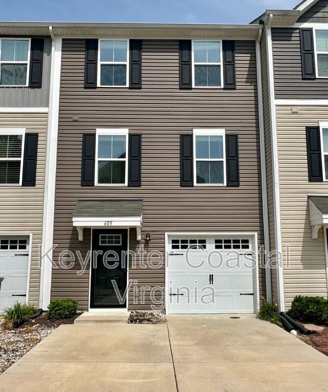 605 Lakeview Cove, Smithfield, VA 23430 Townhome Rentals in