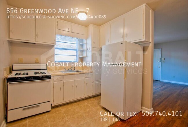 Building Photo - 896 Greenwood Ave NE
