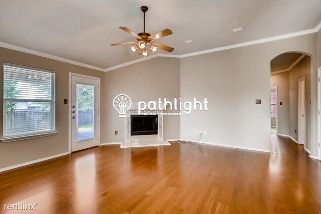 Building Photo - 4 br, 2 bath House - 115 Inman Dr UNIT