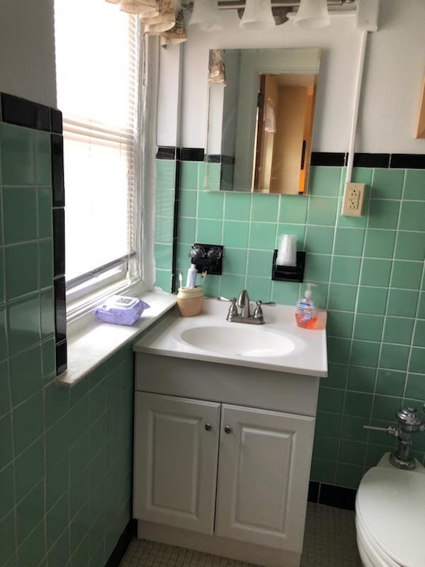 Foto del edificio - 807 E 8th St