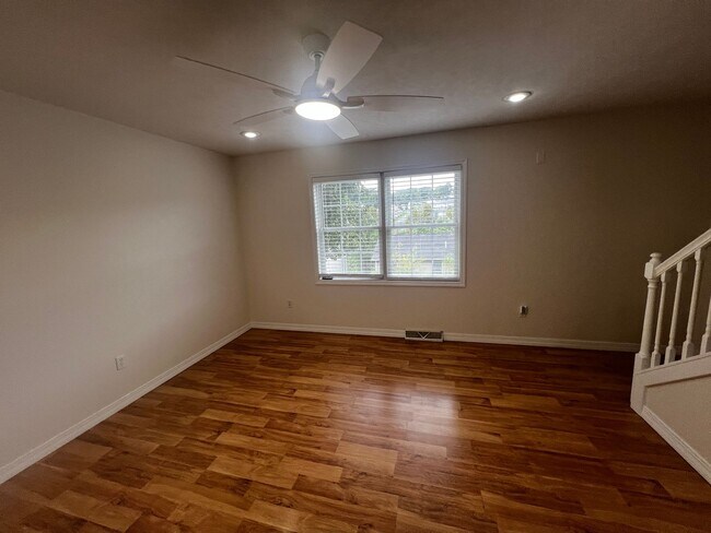 Foto del edificio - 846 Tremont St