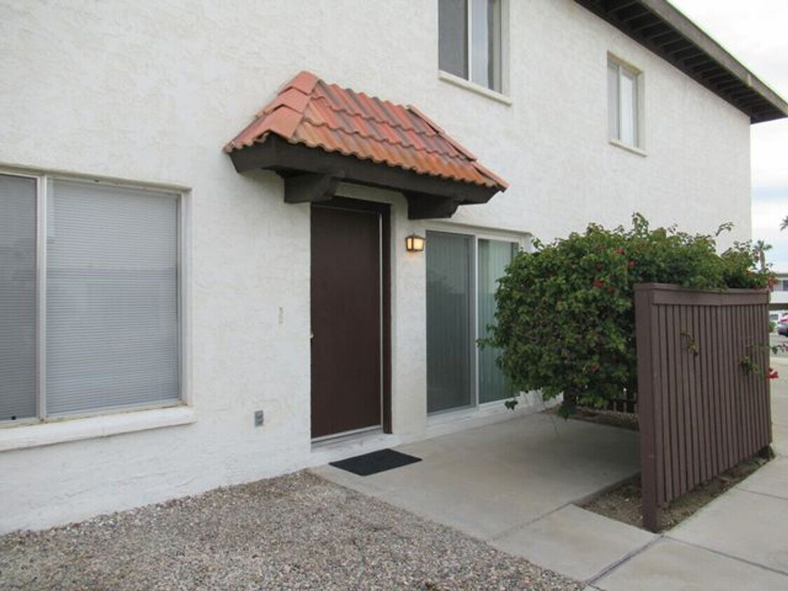 Primary Photo - 2 Bedroom - 2 Bath in the Los Lagos Community